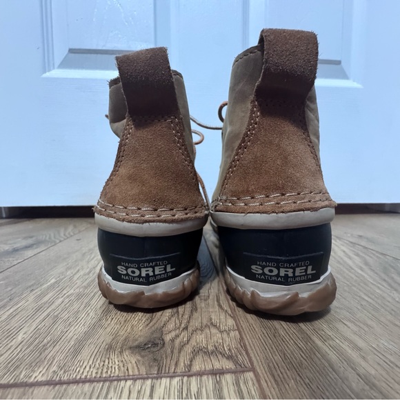 Sorel Out 'N About boot - Picture 5 of 9